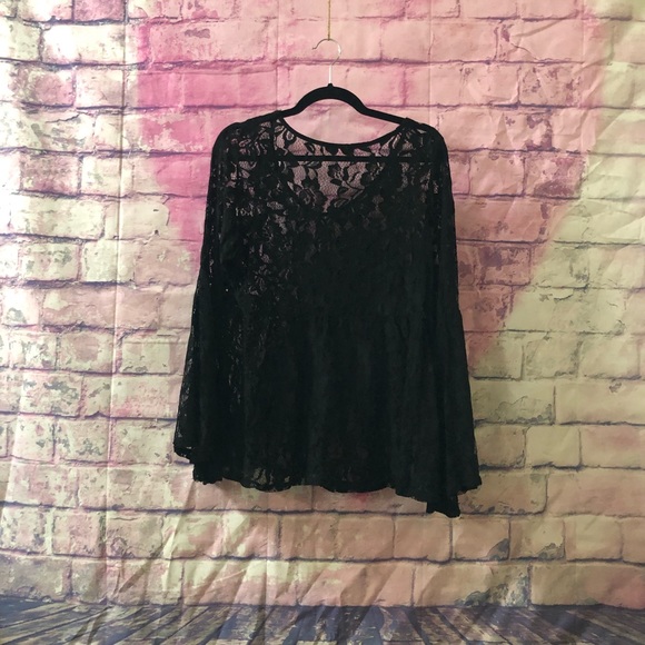 all lace blouse - Picture 2 of 2